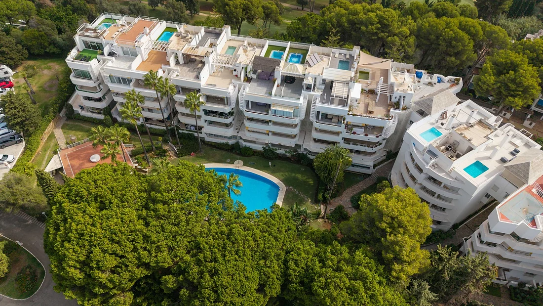 Apartment with 3 bedrooms in Río Real, Marbella