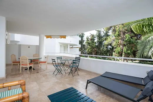 Apartment with 3 bedrooms in Río Real, Marbella · 5/31