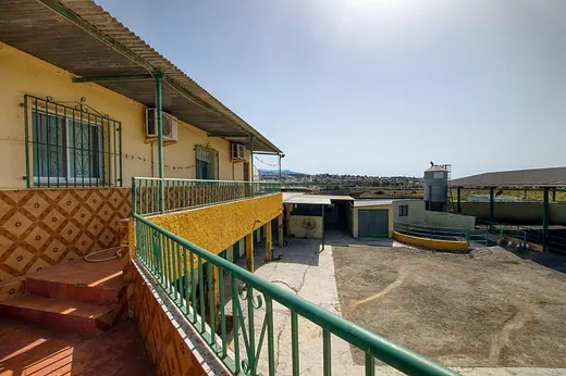 Country estate with 4 bedrooms in Camino Viejo de Málaga, Vélez-Málaga · 2/40