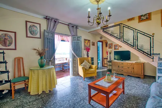 Large 3-Story House with Patio in the Heart of Benamargosa · 2/35