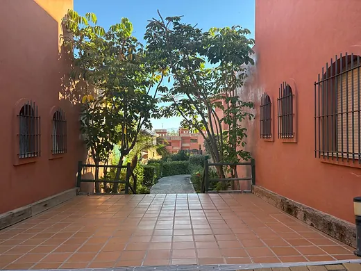 Apartment with 2 bedrooms in Buenas Noches, Estepona · 2/40