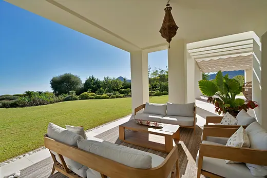 An Architectural Masterpiece in Prestigious La Zagaleta · 3/40