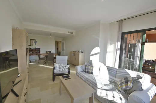 Apartment with 2 bedrooms in Hacienda Elviria, Elviria · 4/30