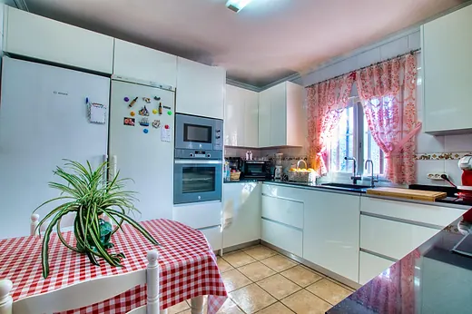 Unique opportunity in Alcaucín! · 2/40