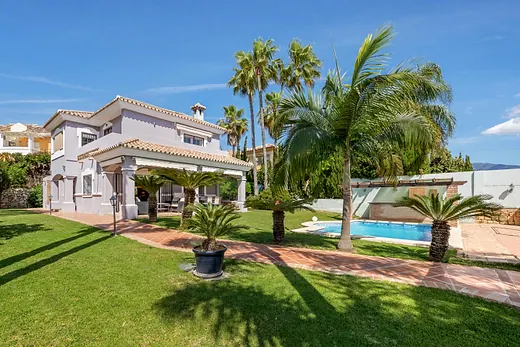 Villa mit 3 Schlafzimmern in Nueva Atalaya, Estepona · 4/35