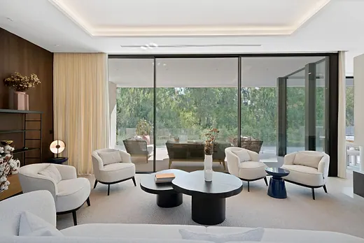 Exclusive Contemporary Villa with Spa, Rooftop Jacuzzi and Infinity Pool in La Cerquilla · 5/40