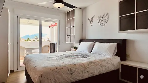 Modern Penthouse with Sea Views in El Paraíso, Estepona – Terrace, Pool & Parking · 5/24