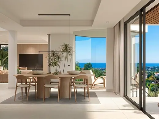 Villa Horizonte – Villa Under Renovation with Sea Views in El Rosario, Marbella East · 2/10