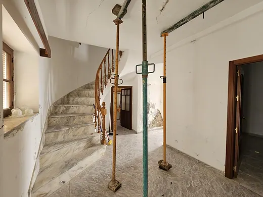 House with Great Potential in the Heart of Sierra de las Nieves · 5/22