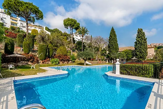 Apartment with 2 bedrooms in Los Almendros, Benahavís · 5/33