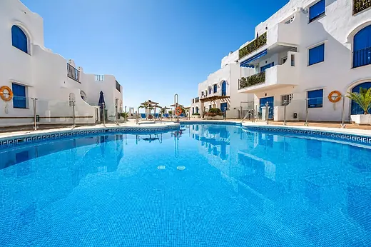 Wohnung mit 2 Schlafzimmern in Puerto de la Duquesa, Manilva · 4/36