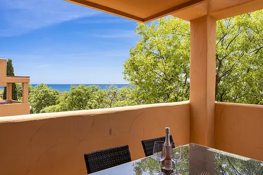 Wohnung mit 2 Schlafzimmern in Santa María, Marbella · 2/19