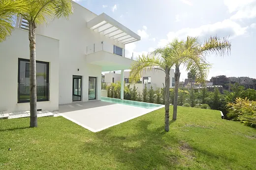Villa with 4 bedrooms in Hacienda Elviria, Elviria · 2/40