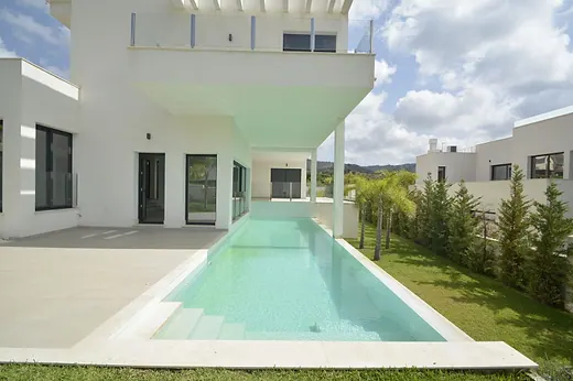 Villa with 4 bedrooms in Hacienda Elviria, Elviria · 3/40