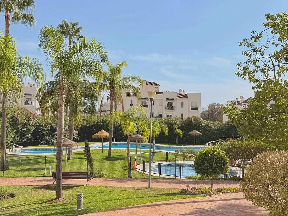 Apartment with 2 bedrooms in Rodeo Alto-Guadaiza-La Campana, Marbella