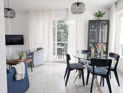 Apartment with 2 bedrooms in Rodeo Alto-Guadaiza-La Campana, Marbella · 2/26