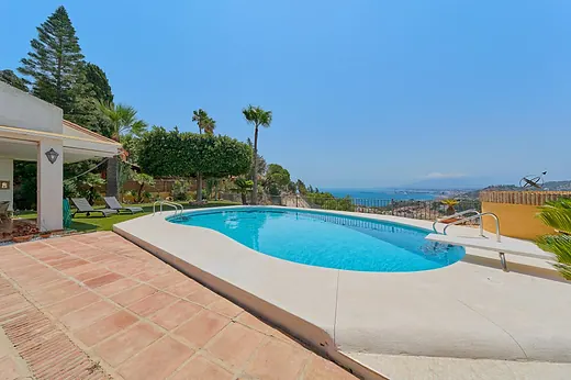 Villa mit 5 Schlafzimmern in Cerrado de Calderón - Hacienda Paredes, Málaga · 2/40