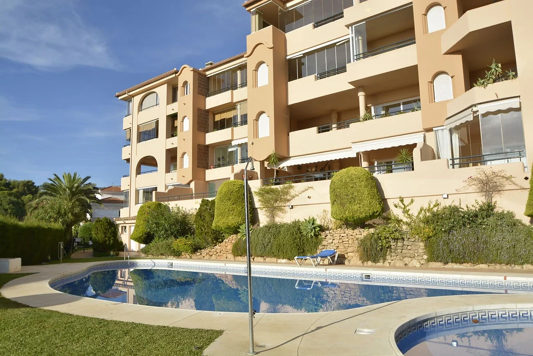 Penthouse with 2 bedrooms in Hacienda Elviria, Elviria