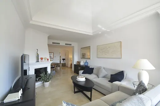 Penthouse with 2 bedrooms in Hacienda Elviria, Elviria · 4/26