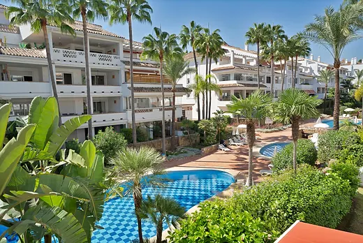 Wohnung mit 2 Schlafzimmern in La Carolina-Guadalpín, Marbella · 2/22