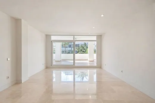 Wohnung mit 2 Schlafzimmern in La Carolina-Guadalpín, Marbella · 5/22