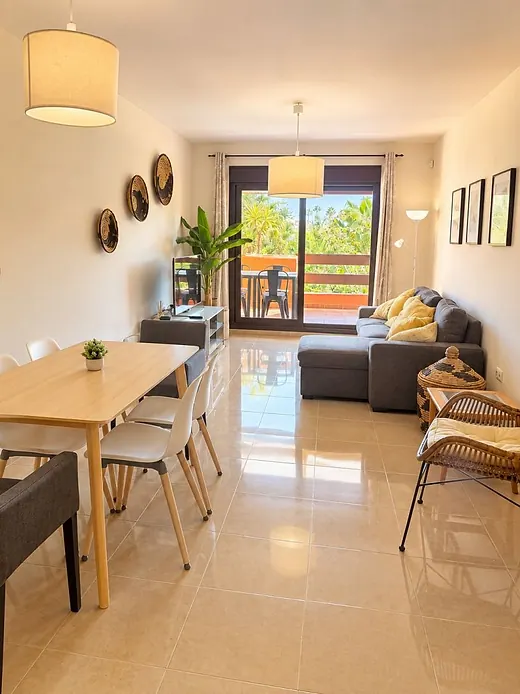 2-bedroom apartment with sea views | Beachfront | Playa del Ángel, Estepona · 3/11