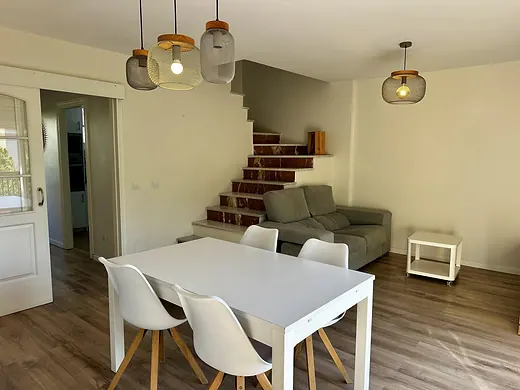 Duplex with an independent apartment and private patio in Málaga · 2/40