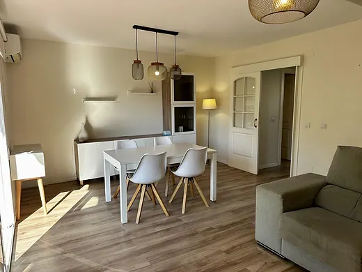 Duplex with an independent apartment and private patio in Málaga · 5/40